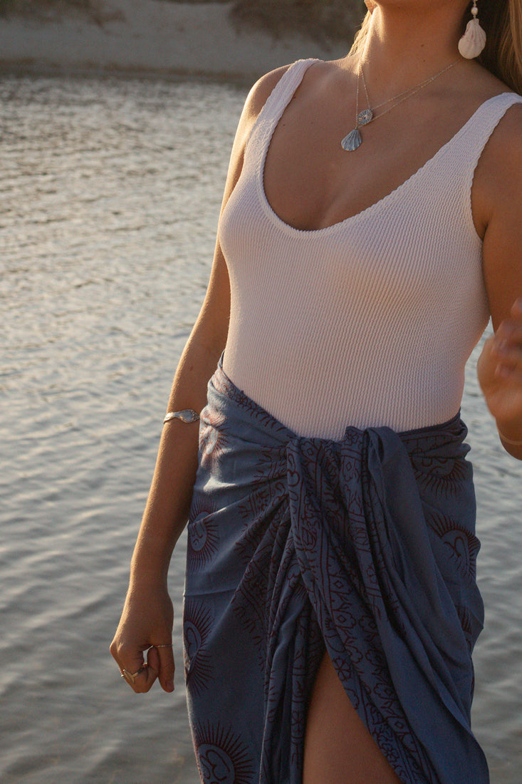 Om sarong - Deep blue