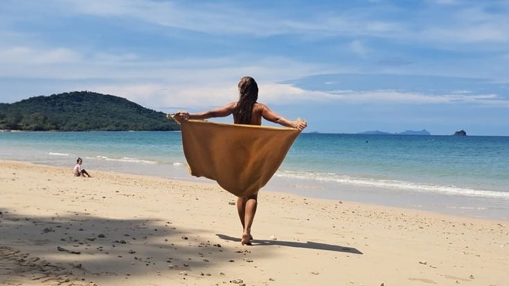 Lucky beach towels - Mustard