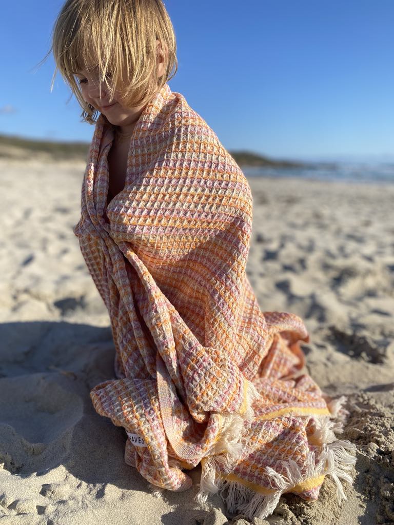 Joy waffle towel - Rainbow